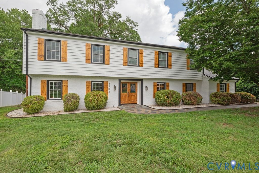 8303 Buckeye Dr, Henrico, VA 23228