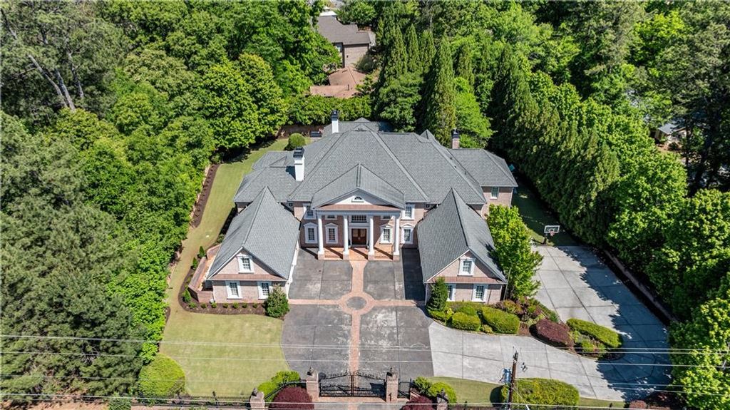 Image 100 of property listing at 3684 Briarcliff Road NE, Atlanta, GA 30345