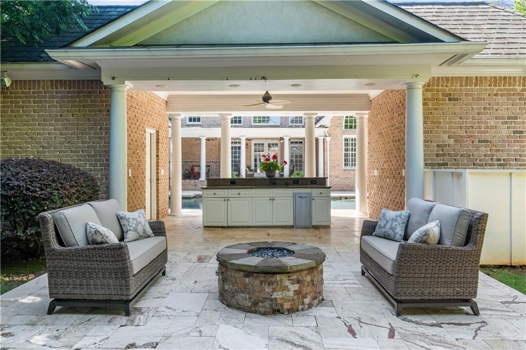 Image 90 of property listing at 3684 Briarcliff Road NE, Atlanta, GA 30345