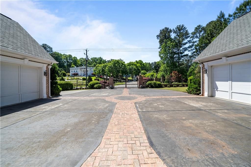 Image 95 of property listing at 3684 Briarcliff Road NE, Atlanta, GA 30345