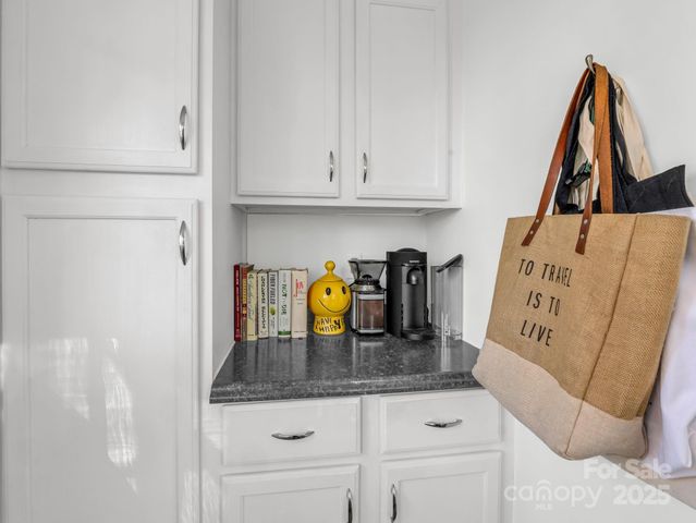 96 Thomas Street, Brevard, NC 28712