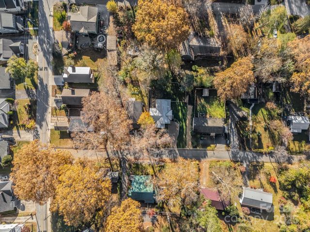 96 Thomas Street, Brevard, NC 28712