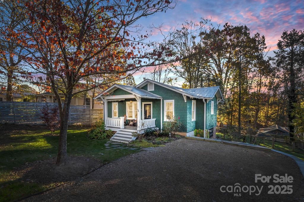 96 Thomas Street, Brevard, NC 28712