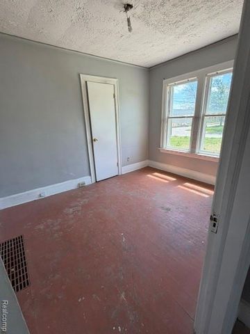 12811 Mansfield Street, Detroit, MI 48227