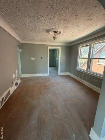 12811 Mansfield Street, Detroit, MI 48227