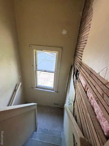 12811 Mansfield Street, Detroit, MI 48227