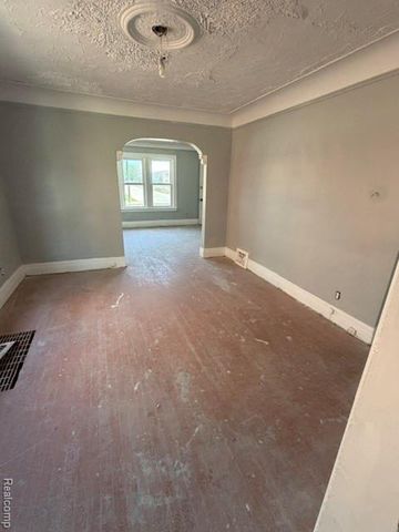 12811 Mansfield Street, Detroit, MI 48227
