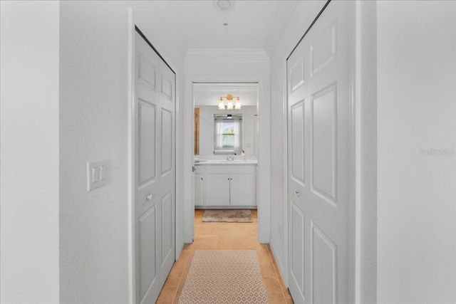 18114 GAWTHROP DRIVE 304, Bradenton, FL 34211