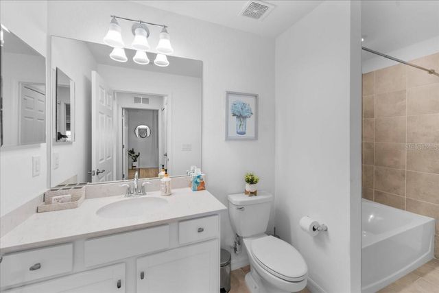 18114 GAWTHROP DRIVE 304, Bradenton, FL 34211