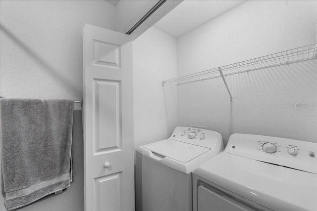 18114 GAWTHROP DRIVE 304, Bradenton, FL 34211