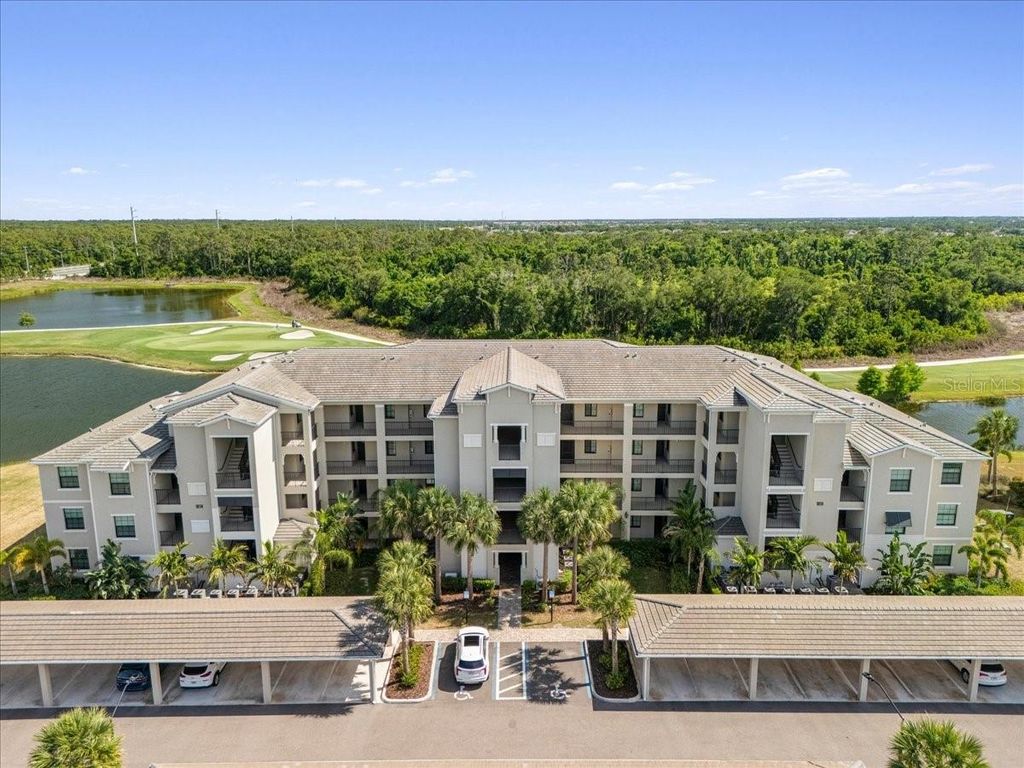 18114 GAWTHROP DRIVE 304, Bradenton, FL 34211