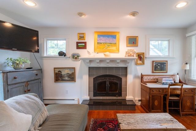 6 Willow Street, Wellesley, MA 02481