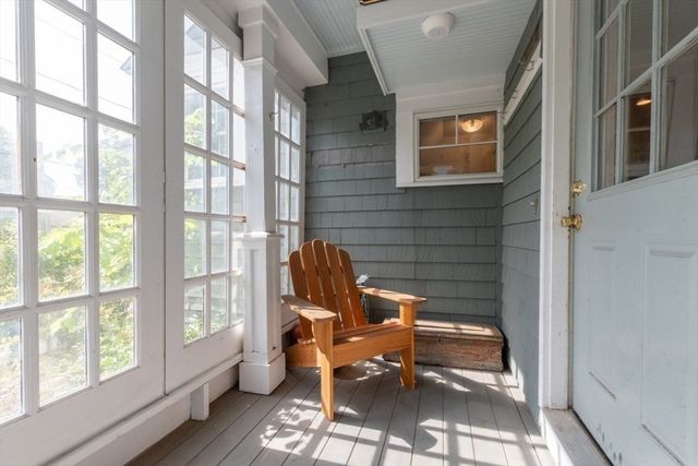 6 Willow Street, Wellesley, MA 02481