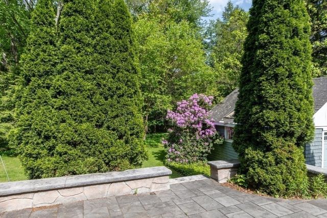 6 Willow Street, Wellesley, MA 02481