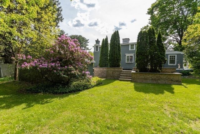 6 Willow Street, Wellesley, MA 02481