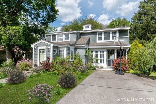 6 Willow Street, Wellesley, MA 02481