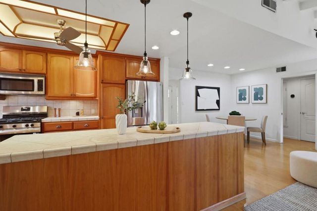 1688 Milroy Place, San Jose, CA 95124