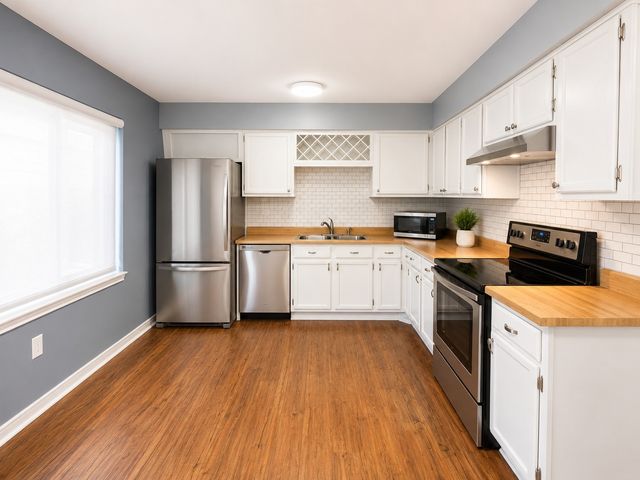 2240 Colony Court, Dallas, TX 75235