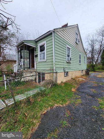 5104 LAKELAND RD, College Park, MD 20740