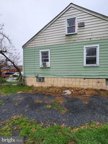 5104 LAKELAND RD, College Park, MD 20740