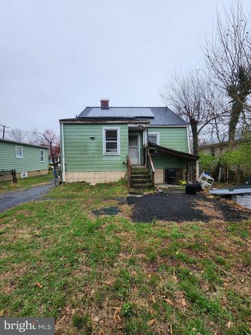 5104 LAKELAND RD, College Park, MD 20740