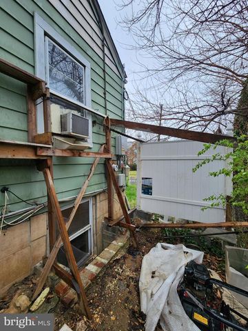 5104 LAKELAND RD, College Park, MD 20740
