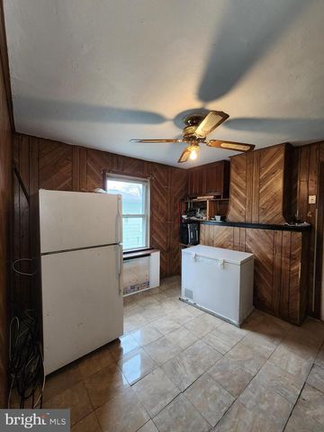 5104 LAKELAND RD, College Park, MD 20740