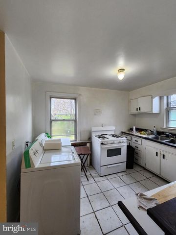 5104 LAKELAND RD, College Park, MD 20740
