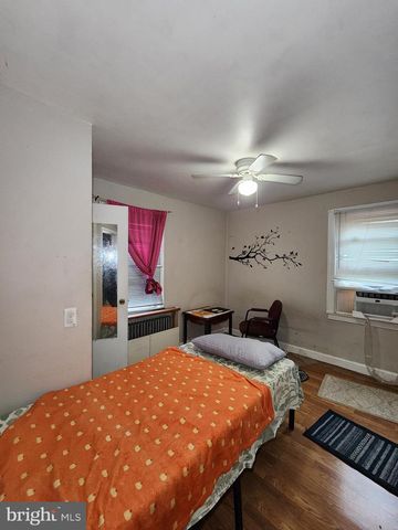 5104 LAKELAND RD, College Park, MD 20740