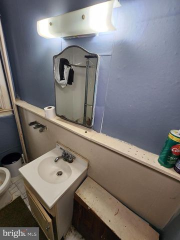 5104 LAKELAND RD, College Park, MD 20740