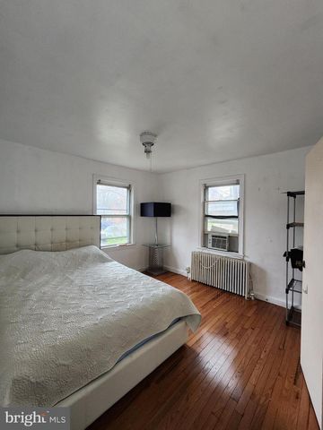 5104 LAKELAND RD, College Park, MD 20740