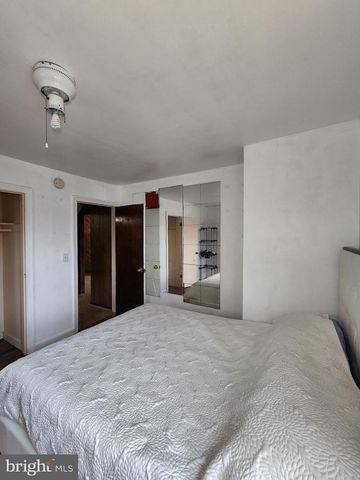 5104 LAKELAND RD, College Park, MD 20740