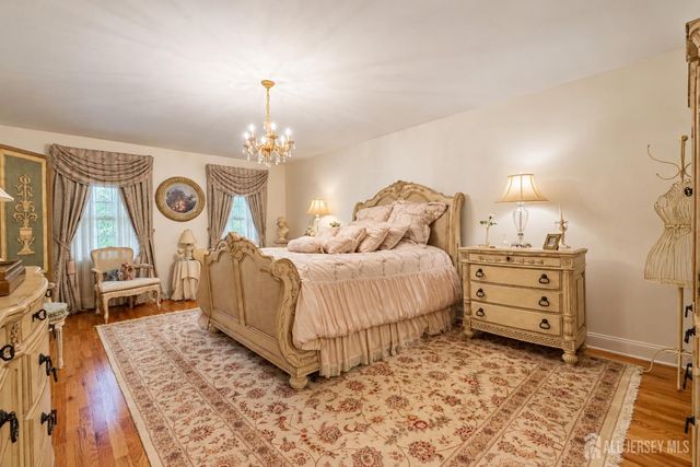 15 Cherokee Road, East Brunswick, NJ 08816