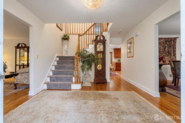 15 Cherokee Road, East Brunswick, NJ 08816