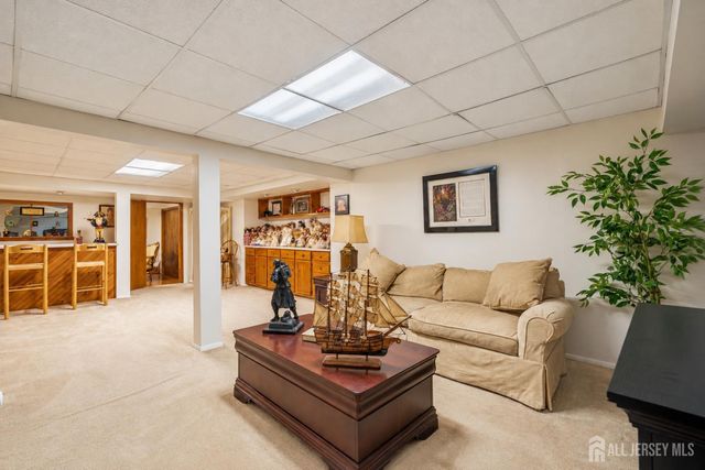 15 Cherokee Road, East Brunswick, NJ 08816