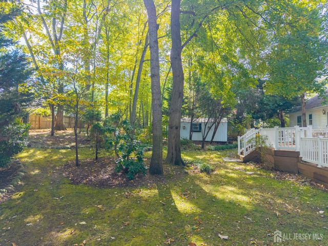 15 Cherokee Road, East Brunswick, NJ 08816