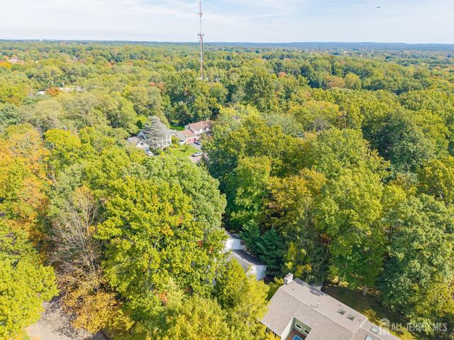 15 Cherokee Road, East Brunswick, NJ 08816