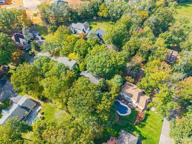 15 Cherokee Road, East Brunswick, NJ 08816