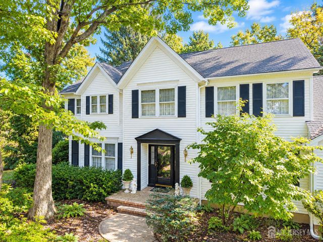 15 Cherokee Road, East Brunswick, NJ 08816