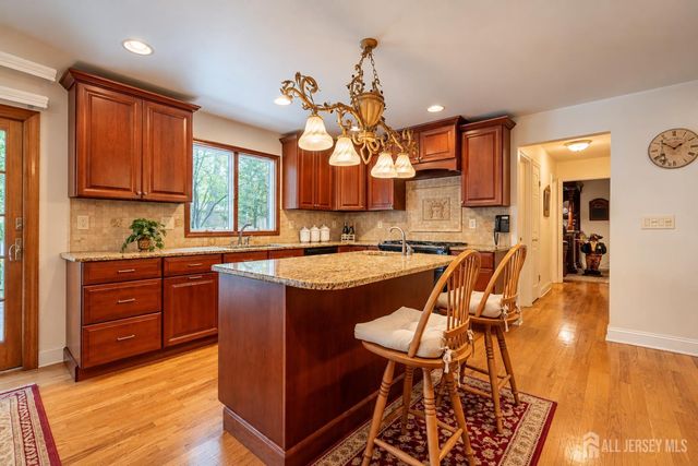 15 Cherokee Road, East Brunswick, NJ 08816