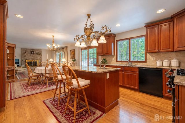 15 Cherokee Road, East Brunswick, NJ 08816