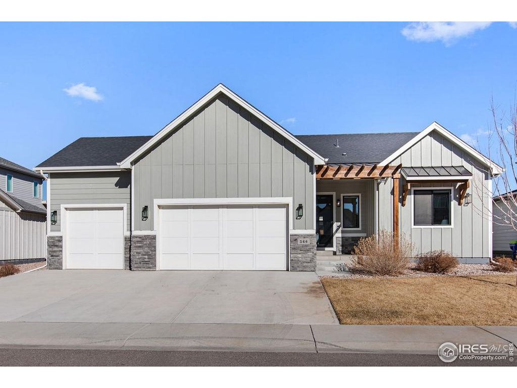 366 Bluestar Dr, Windsor, CO 80550