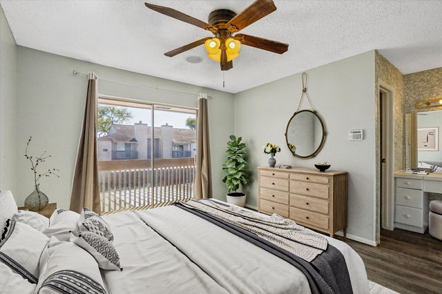 1900 Bay Area Boulevard 110, Houston, TX 77058