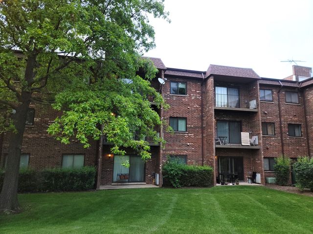1018 Castilian Court 309, Glenview, IL 60025