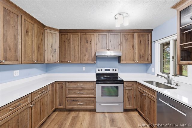 2001 Charlestown Pike, Jeffersonville, IN 47130