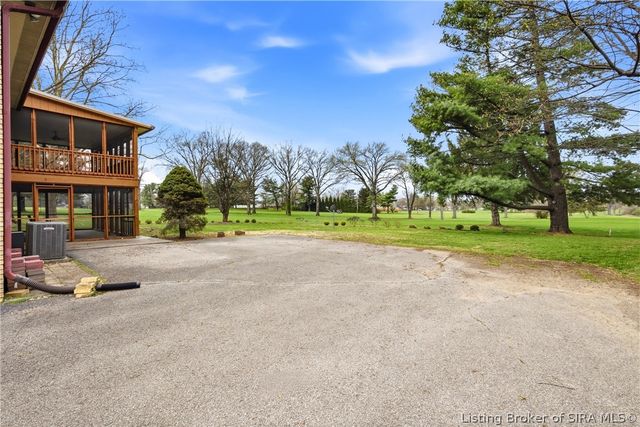 2001 Charlestown Pike, Jeffersonville, IN 47130