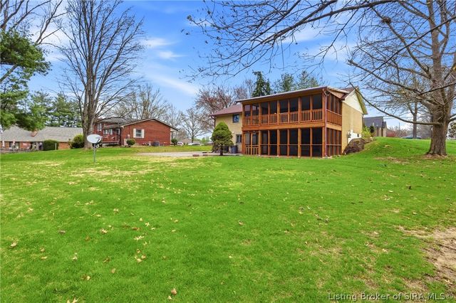 2001 Charlestown Pike, Jeffersonville, IN 47130