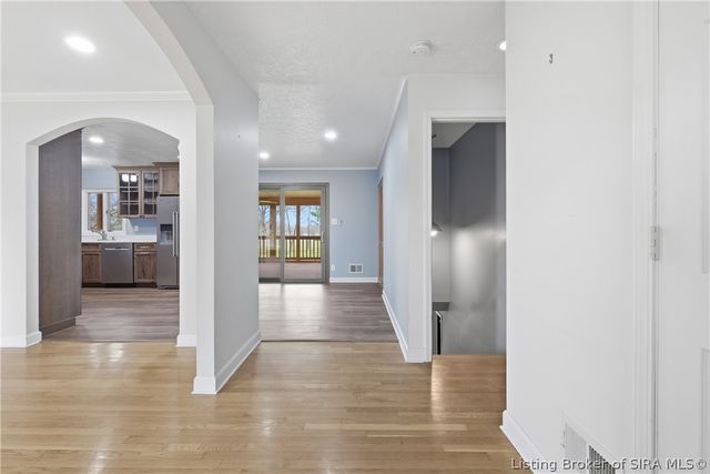 2001 Charlestown Pike, Jeffersonville, IN 47130