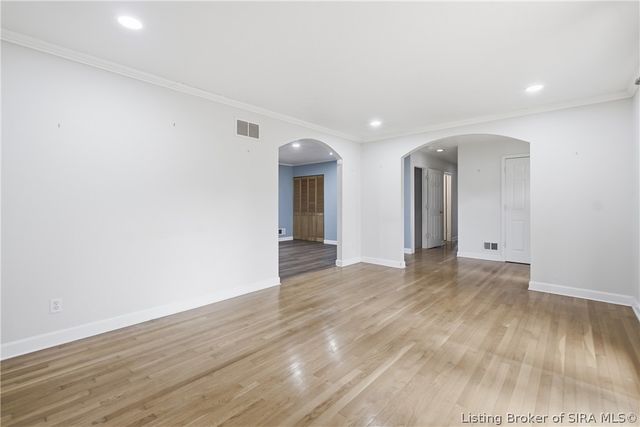 2001 Charlestown Pike, Jeffersonville, IN 47130