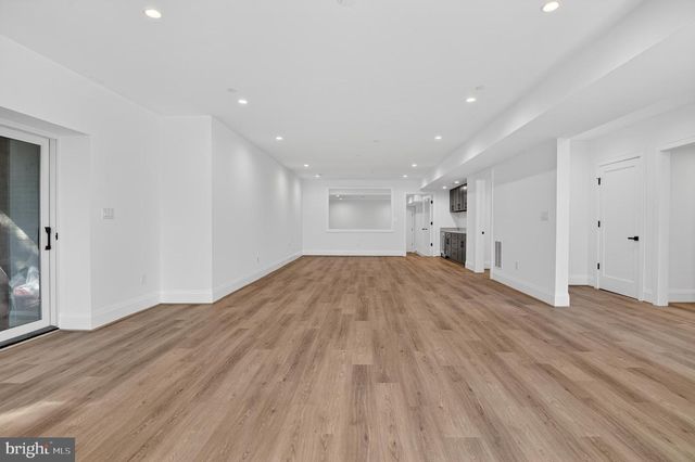 5011 NEWPORT AVE, Bethesda, MD 20816